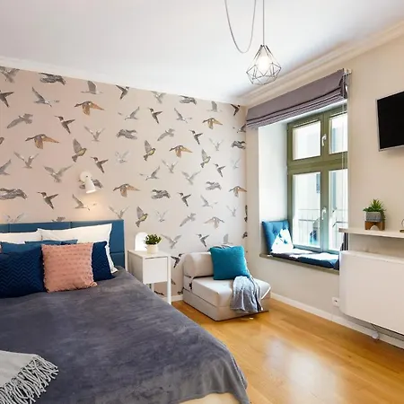 Avium Old Town דירה